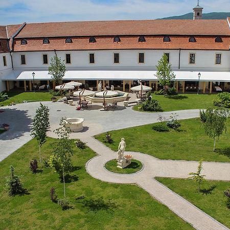 Hotel Medieval Alba Iulia Exterior foto